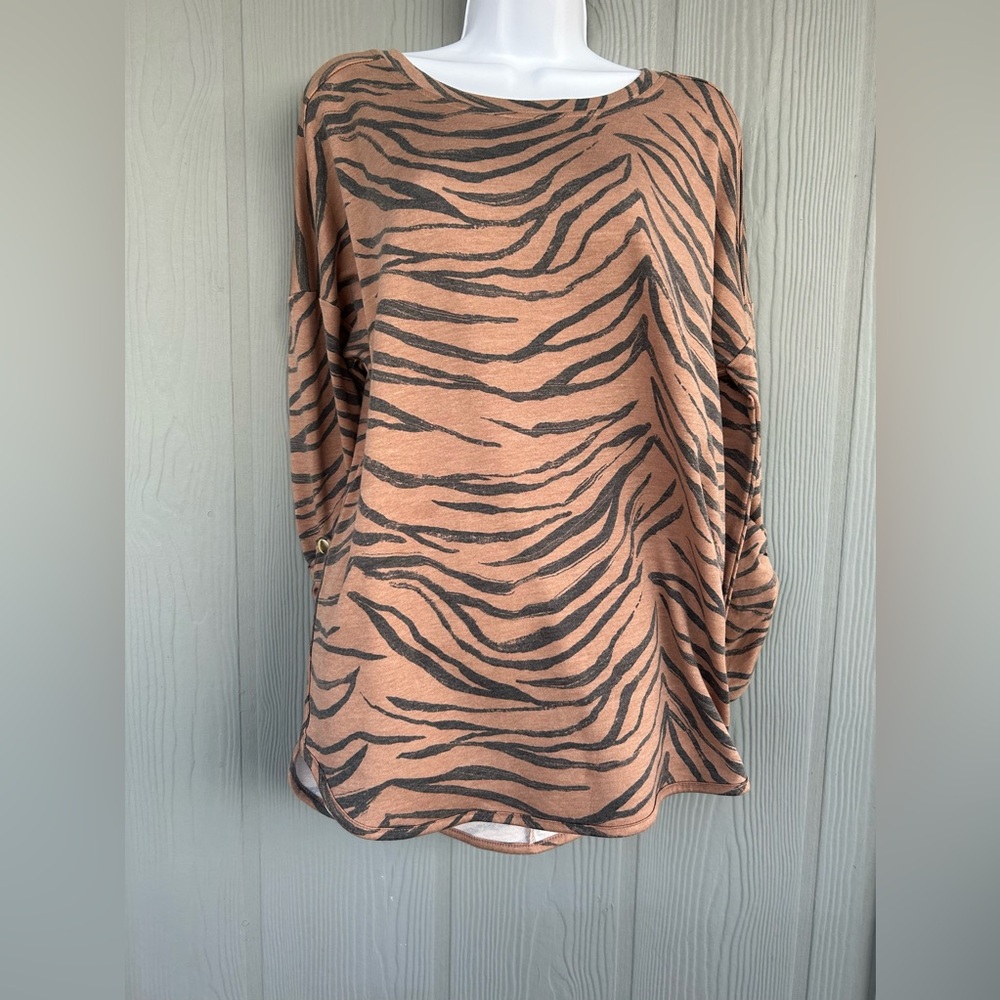 108*. CUPIO Women's Tiger Stripe 3/4 Sleeves Top